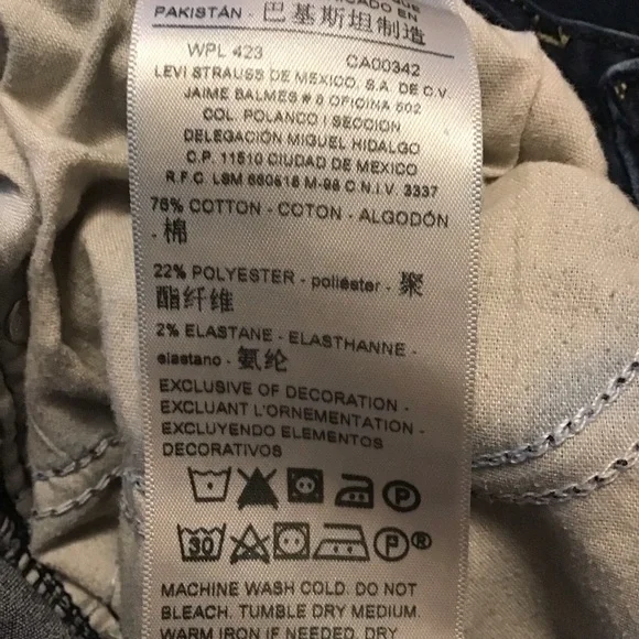 Signature Levi Strauss Gold Mid Rise Skinny Jeans. Size 27 / 4s - Picture 7 of 10